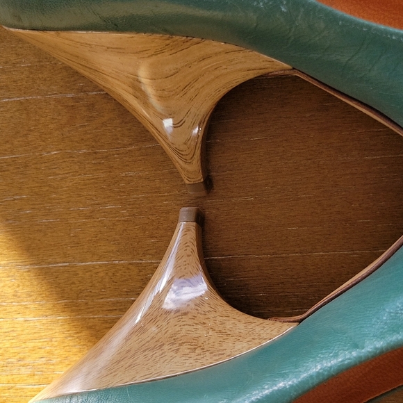 NEVER WORN GIUSEPPE ZANOTTI DESIGN HEELS - Picture 9 of 12